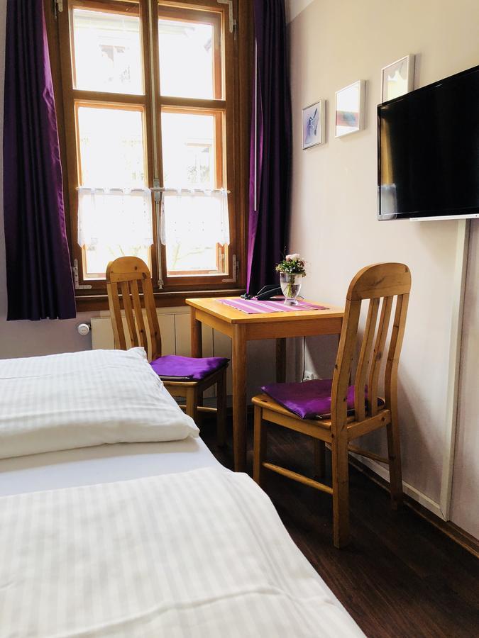 Zum Fehmelbauer Hotel Karlstadt Bagian luar foto