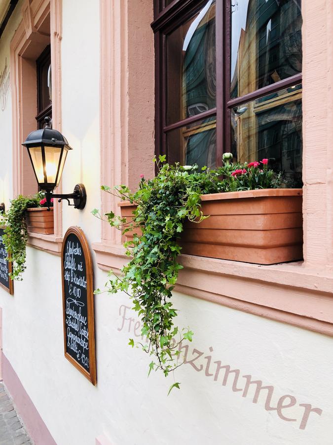 Zum Fehmelbauer Hotel Karlstadt Bagian luar foto